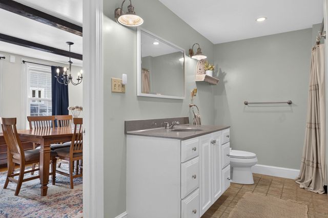 395 Pond St, Weymouth, MA 02190