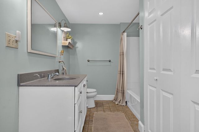 395 Pond St, Weymouth, MA 02190