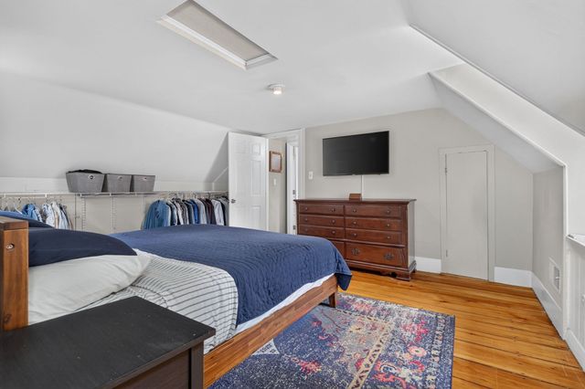 395 Pond St, Weymouth, MA 02190