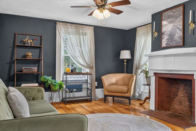 395 Pond St, Weymouth, MA 02190