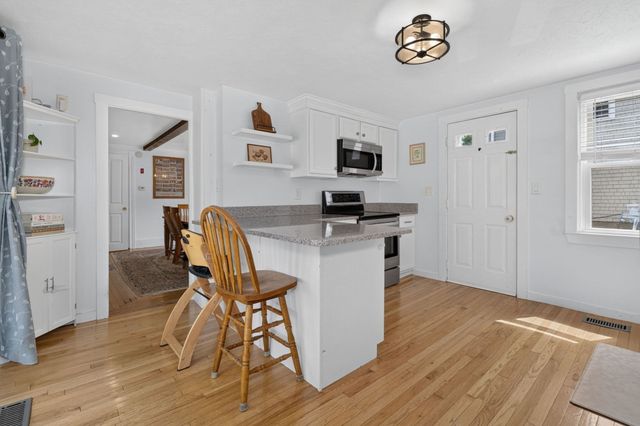 395 Pond St, Weymouth, MA 02190