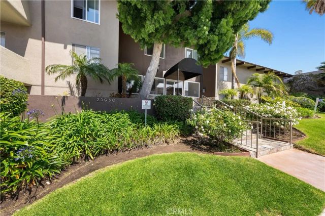 23930 Los Codona Avenue 219, Torrance, CA 90505