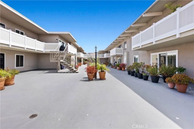 23930 Los Codona Avenue 219, Torrance, CA 90505