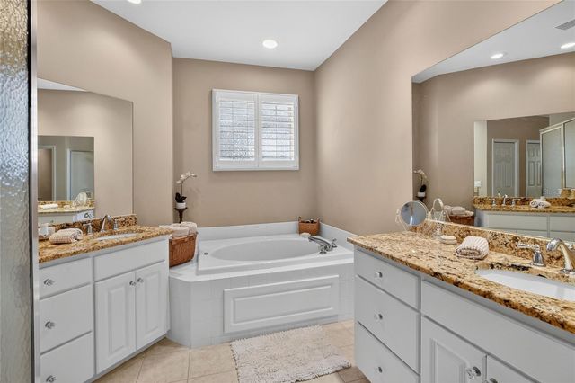 612 GRASSLANDS VILLAGE CIRCLE 612, Lakeland, FL 33803