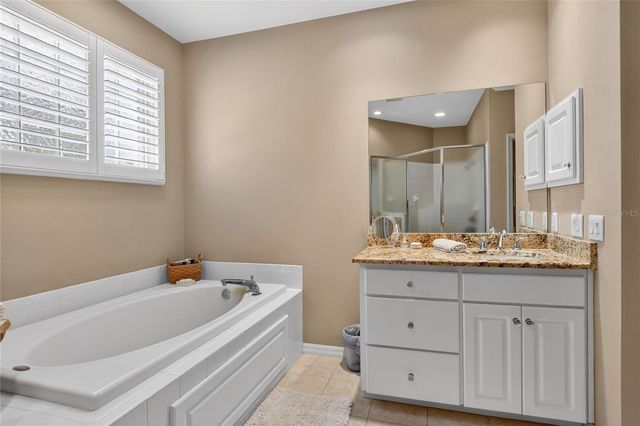 612 GRASSLANDS VILLAGE CIRCLE 612, Lakeland, FL 33803