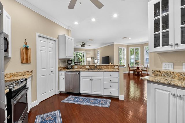 612 GRASSLANDS VILLAGE CIRCLE 612, Lakeland, FL 33803