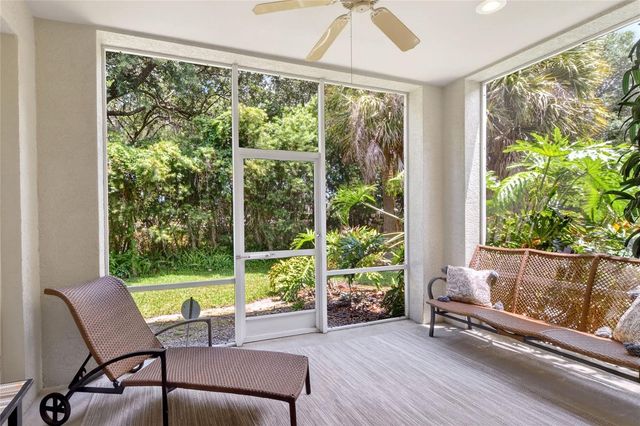 612 GRASSLANDS VILLAGE CIRCLE 612, Lakeland, FL 33803