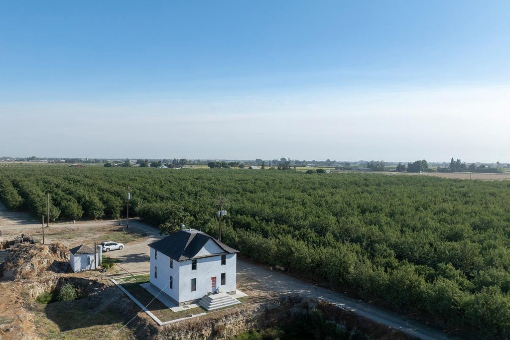 4319 S Walnut Rd, Turlock, CA 95380