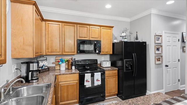 493 Jacksonian Way, Lenoir City, TN 37772