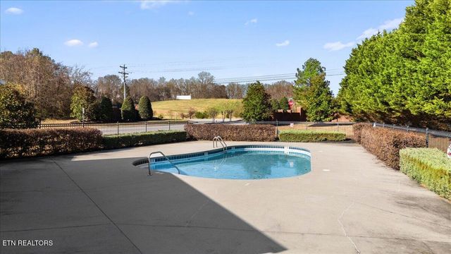 493 Jacksonian Way, Lenoir City, TN 37772