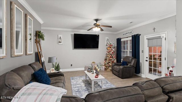 493 Jacksonian Way, Lenoir City, TN 37772