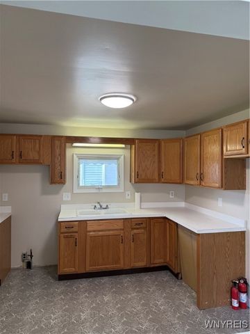 436 67th Street, Niagara Falls, NY 14304