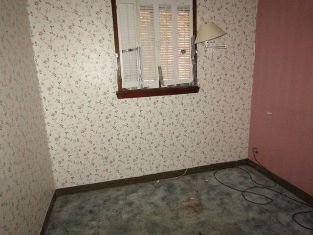 317 36th St, Mckeesport, PA 15132