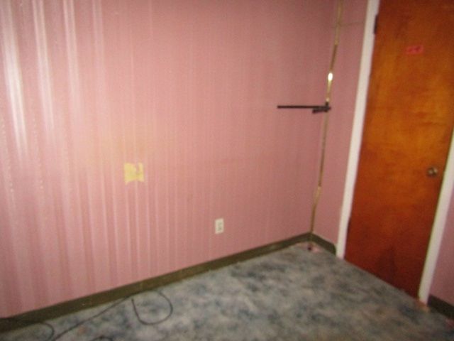 317 36th St, Mckeesport, PA 15132