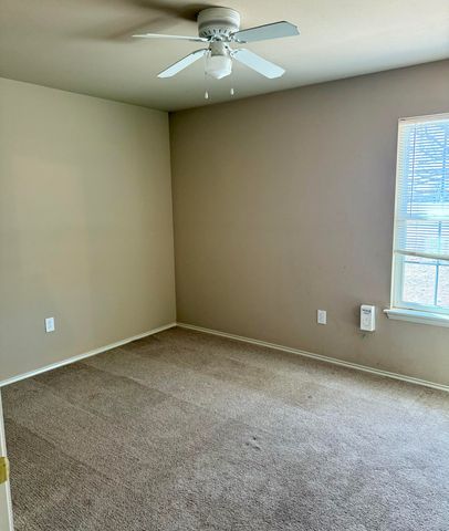 1307 Avenue A, Olton, TX 79064