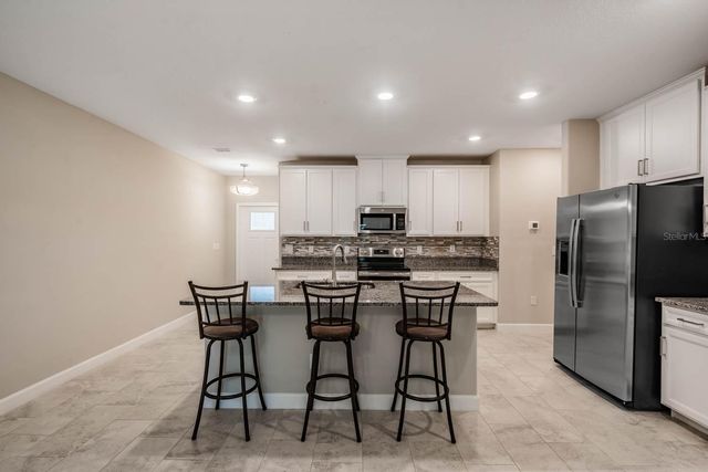 10246 ECHO DOCK LOOP, San Antonio, FL 33576