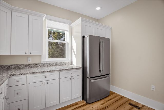 125 Dinsmore Ave, Crafton, PA 15205