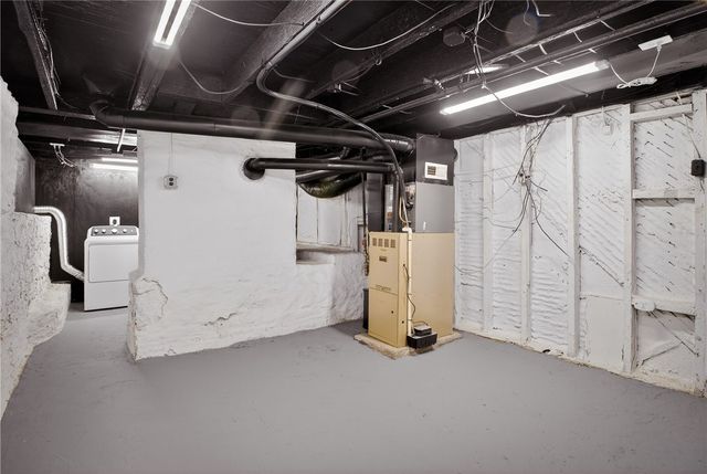 125 Dinsmore Ave, Crafton, PA 15205