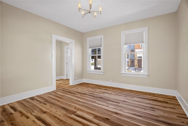 125 Dinsmore Ave, Crafton, PA 15205