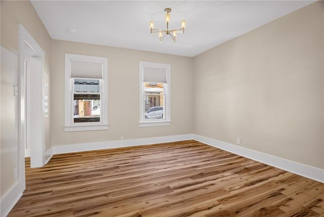 125 Dinsmore Ave, Crafton, PA 15205