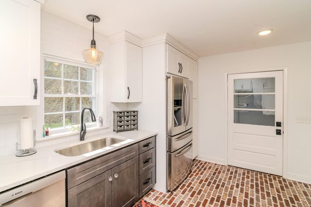 104 Jackson Ferry Road, Winchester, KY 40391