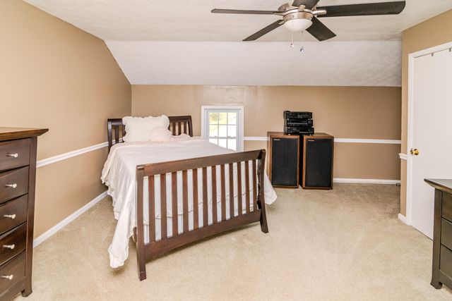 104 Jackson Ferry Road, Winchester, KY 40391