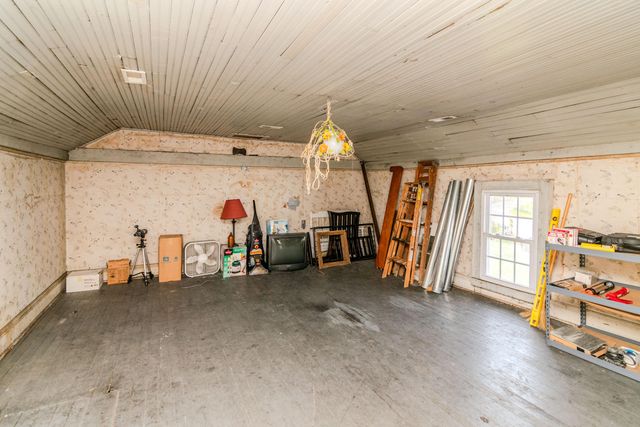 104 Jackson Ferry Road, Winchester, KY 40391