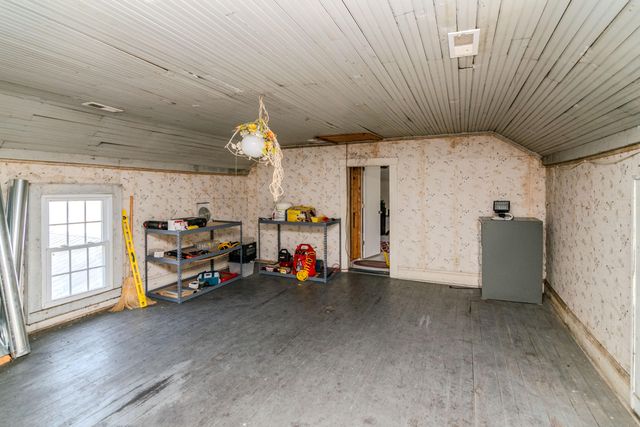 104 Jackson Ferry Road, Winchester, KY 40391