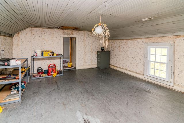 104 Jackson Ferry Road, Winchester, KY 40391