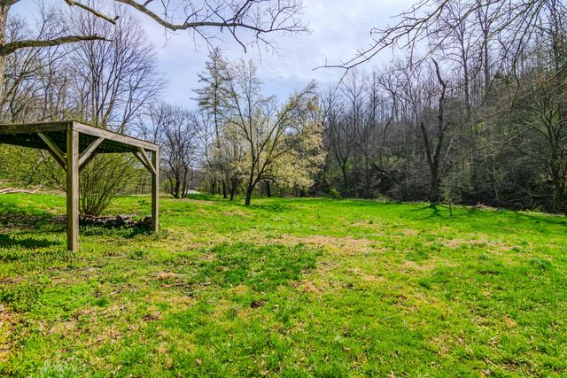 104 Jackson Ferry Road, Winchester, KY 40391