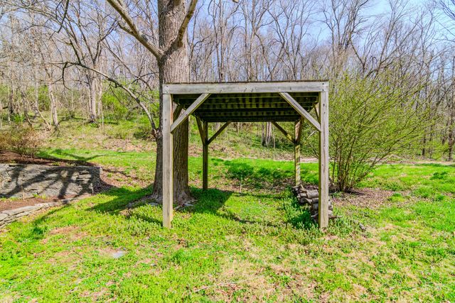 104 Jackson Ferry Road, Winchester, KY 40391