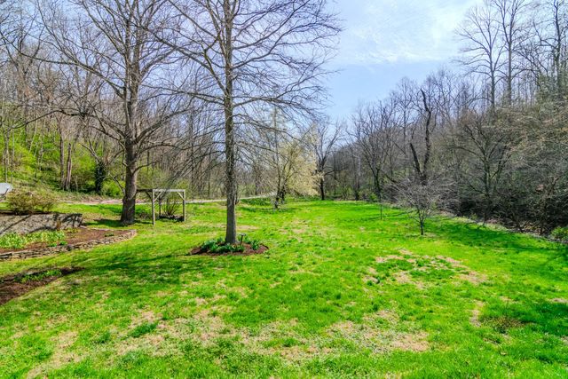 104 Jackson Ferry Road, Winchester, KY 40391