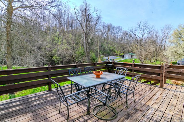 104 Jackson Ferry Road, Winchester, KY 40391