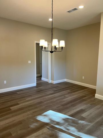 715 Cambridge Ct, Tracy, CA 95377