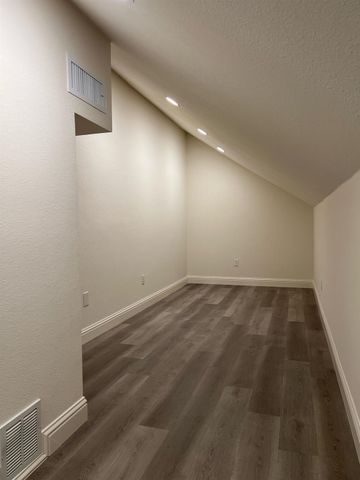 715 Cambridge Ct, Tracy, CA 95377