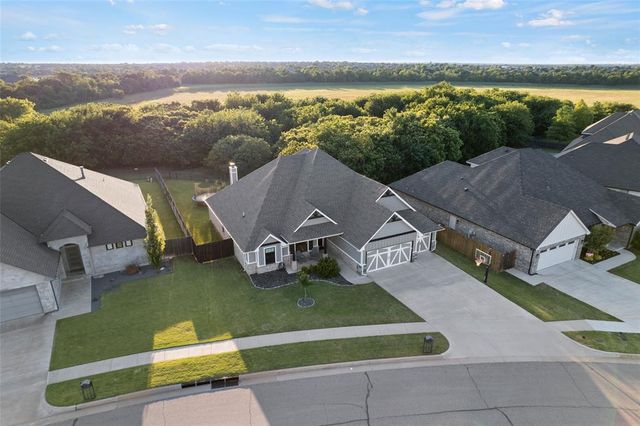 15609 Fountain Creek Lane, Edmond, OK 73013