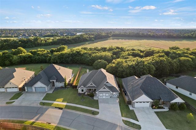 15609 Fountain Creek Lane, Edmond, OK 73013