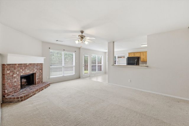 213 Tripp Trail, Denton, TX 76207