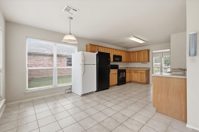 213 Tripp Trail, Denton, TX 76207