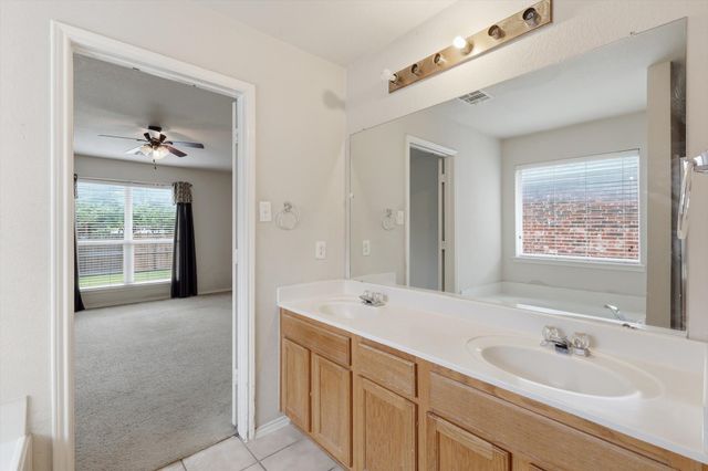 213 Tripp Trail, Denton, TX 76207