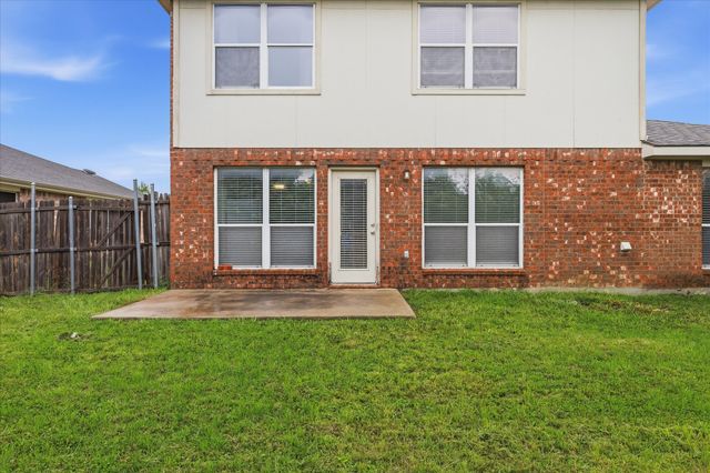 213 Tripp Trail, Denton, TX 76207