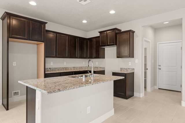 4022 Silver Springs Road NE, Rio Rancho, NM 87144