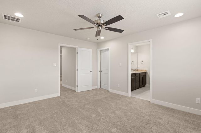 4022 Silver Springs Road NE, Rio Rancho, NM 87144