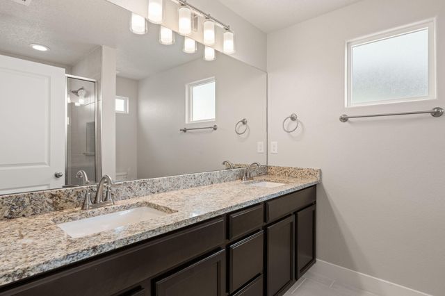 4022 Silver Springs Road NE, Rio Rancho, NM 87144