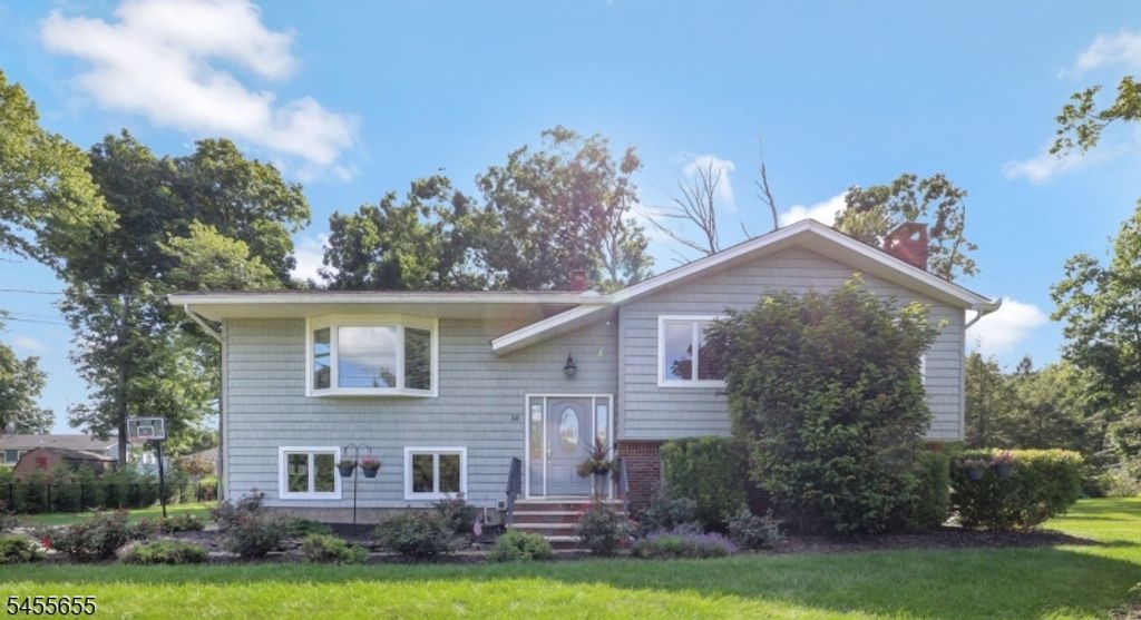 18 Starlight Rd, Jefferson Twp., NJ 07438 — exterior