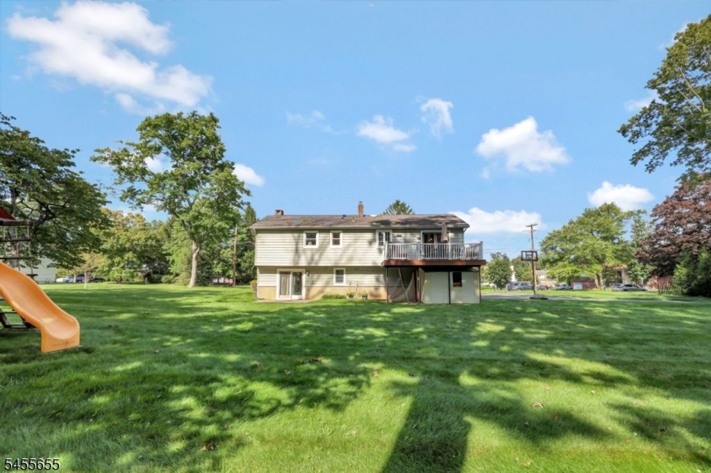 18 Starlight Rd, Jefferson Twp., NJ 07438 — photo 3