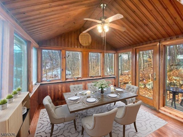 73 W Shawnee Trl, Jefferson Twp., NJ 07885