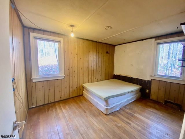 73 W Shawnee Trl, Jefferson Twp., NJ 07885