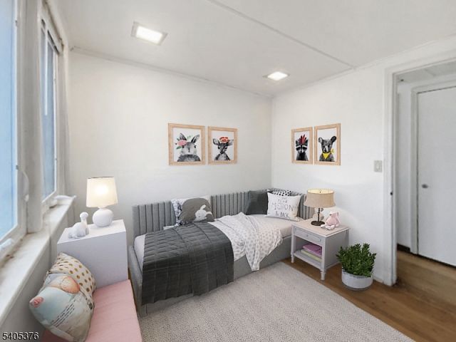 73 W Shawnee Trl, Jefferson Twp., NJ 07885