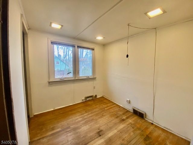 73 W Shawnee Trl, Jefferson Twp., NJ 07885